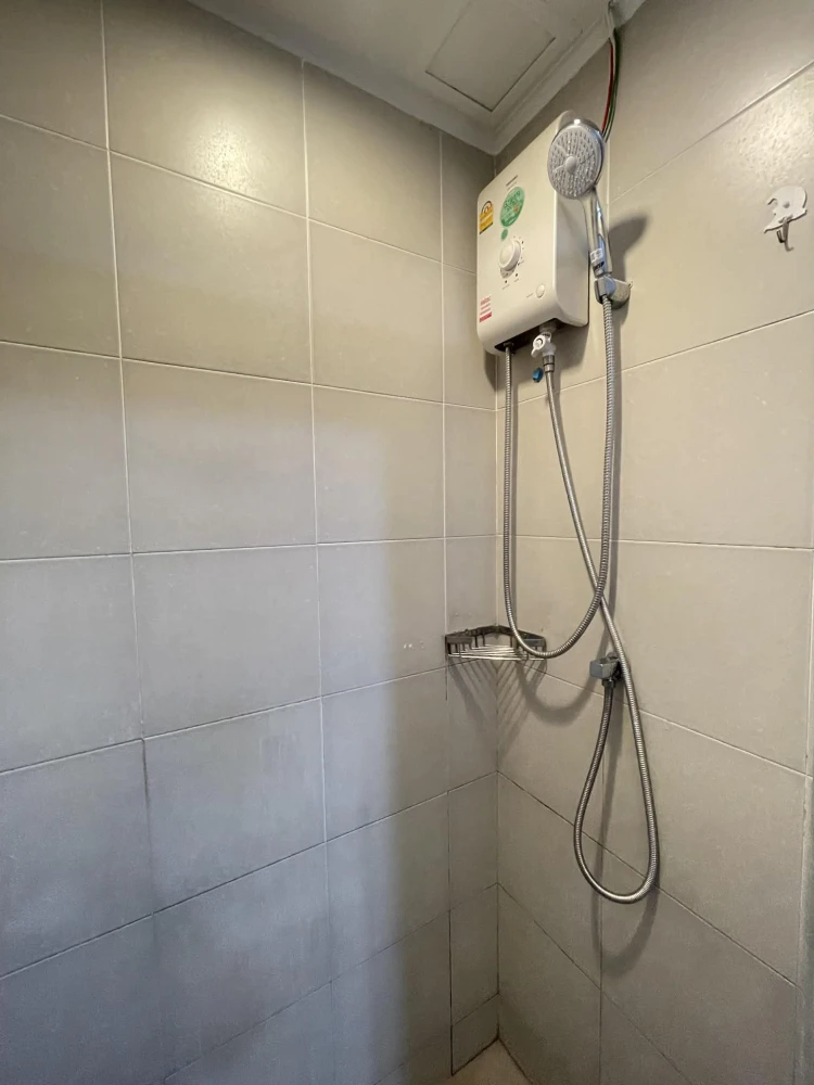 ให้เช่า คอนโด ลุมพินี วิลล์ นครอินทร์-ริเวอร์วิว ห้องพร้อมอยู่ เฟอร์พร้อม จองเลย