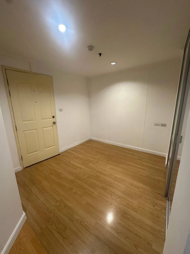 ให้เช่า คอนโด ลุมพินี วิลล์ ลาดพร้าว-โชคชัย4 ห้องเปล่า ชั้น 4 มาพร้อมราคาสุดคุ้ม สายแต่งไม่ควรพลาด