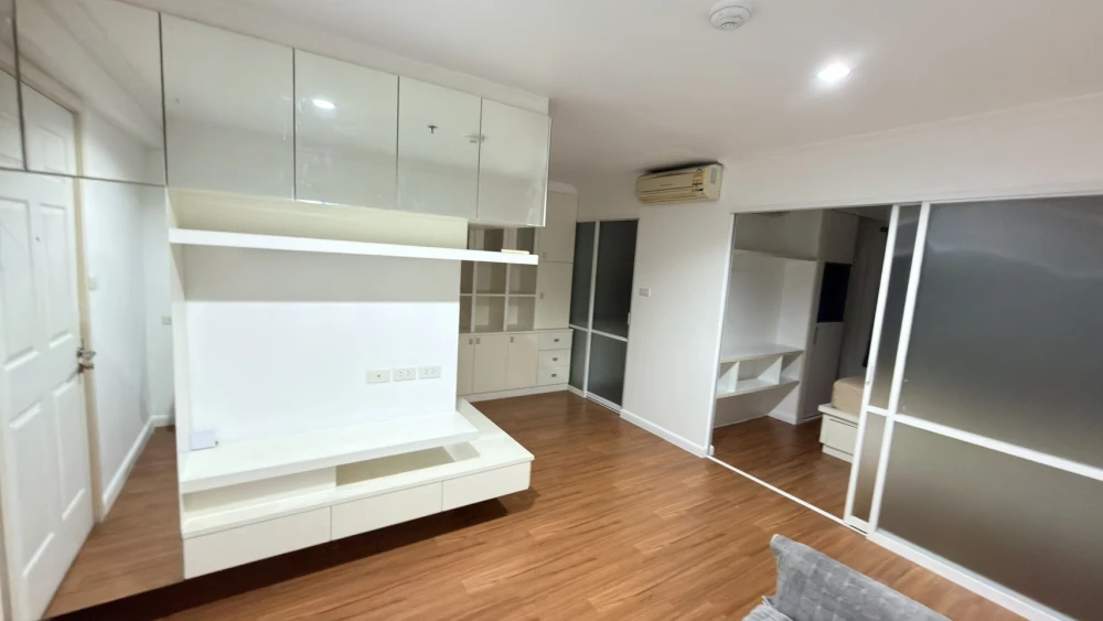 ให้เช่า!! คอนโด ลุมพินี สวีท ปิ่นเกล้า ชั้น 14 ตึก A ห้องสวย เฟอร์นิเจอร์ครบพร้อมอยู่ ห้ามพลาด!!