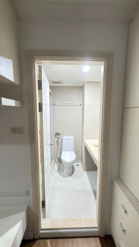 ให้เช่า!! คอนโด ลุมพินี สวีท ปิ่นเกล้า ชั้น 14 ตึก A ห้องสวย เฟอร์นิเจอร์ครบพร้อมอยู่ ห้ามพลาด!!