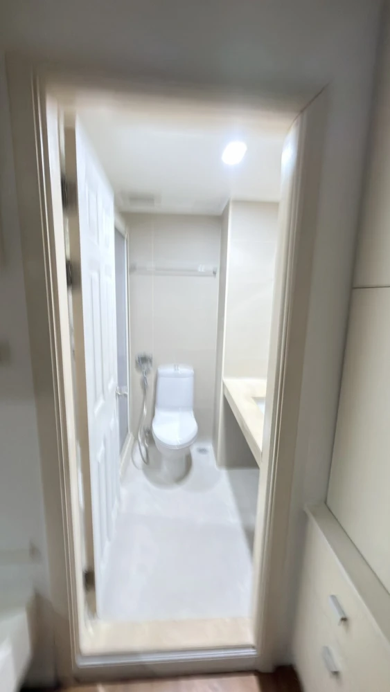 ให้เช่า!! คอนโด ลุมพินี สวีท ปิ่นเกล้า ชั้น 14 ตึก A ห้องสวย เฟอร์นิเจอร์ครบพร้อมอยู่ ห้ามพลาด!!