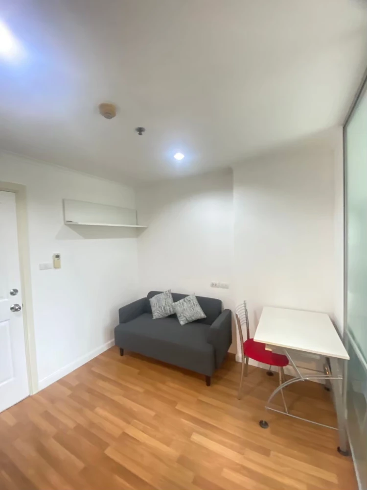 ให้เช่า คอนโด ลุมพินี เพลส รัชโยธิน เฟอร์นิเจอร์ & เครื่องใช้ไฟฟ้า ครบครัน หิ้วกระเป๋าใบเดียวเข้าอยู่ได้เลยจ้า