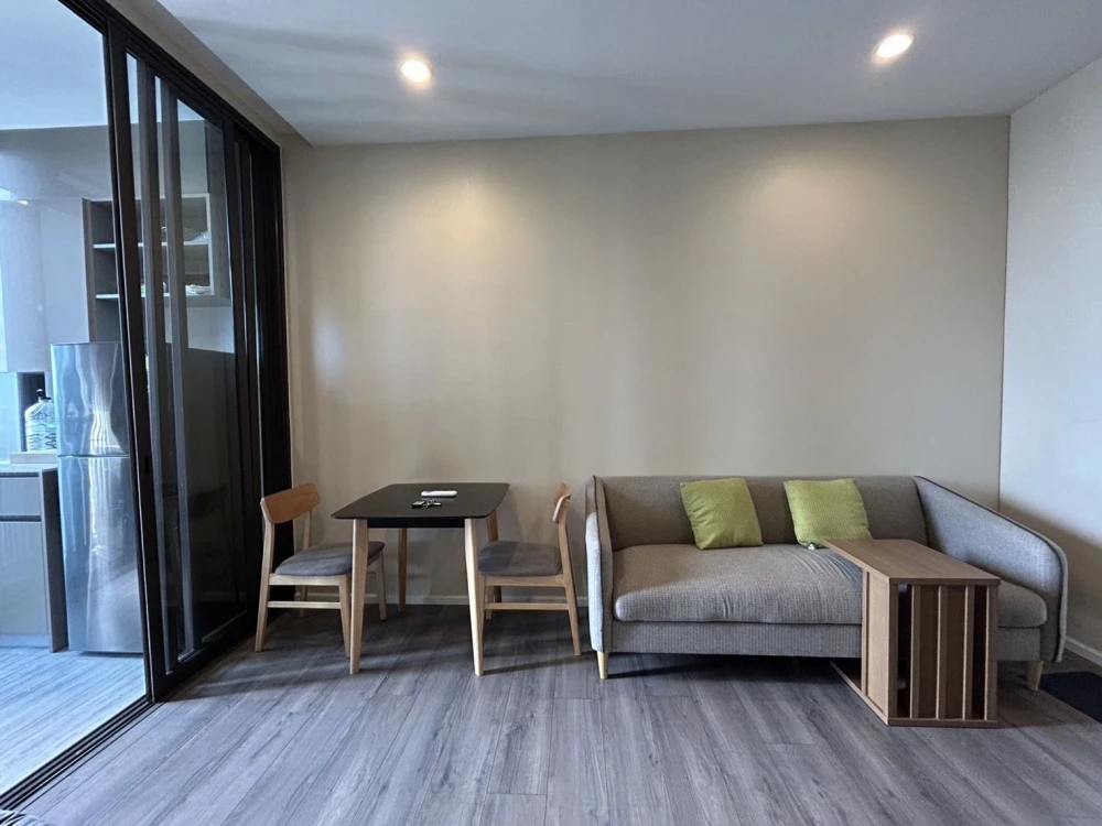 ให้เช่า คอนโด วิสซ์ดอม เอสเซ้นส์ ห้องว่างพร้อมเข้าอยู่ จองเลย!!