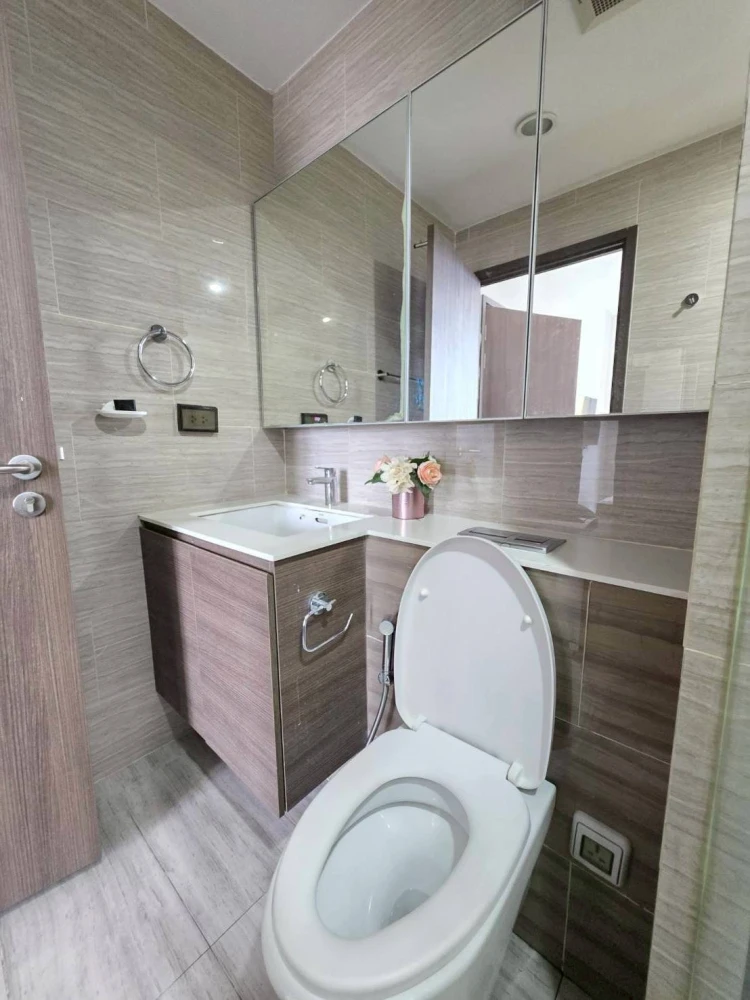 ให้เช่า คอนโด วิสซ์ดอม เอสเซ้นส์ ห้องว่างพร้อมเข้าอยู่ จองเลย!!