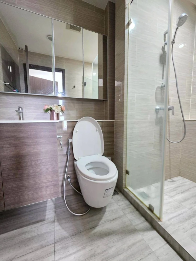 ให้เช่า คอนโด วิสซ์ดอม เอสเซ้นส์ ห้องว่างพร้อมเข้าอยู่ จองเลย!!