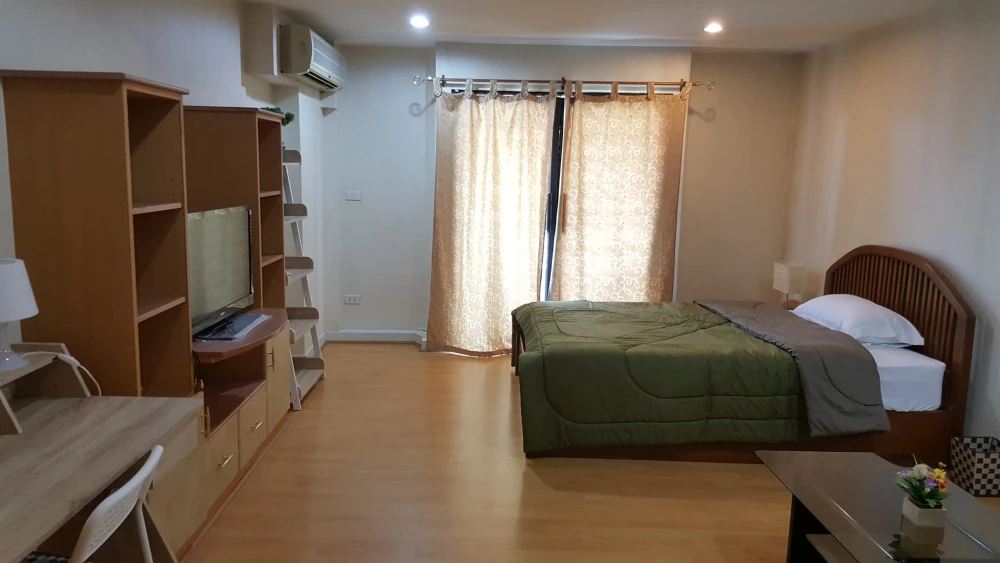 ให้เช่า!! คอนโด สีลม แกรนด์เทอเรส ทำเลดี เดินทางสะดวก ห้ามพลาด!!