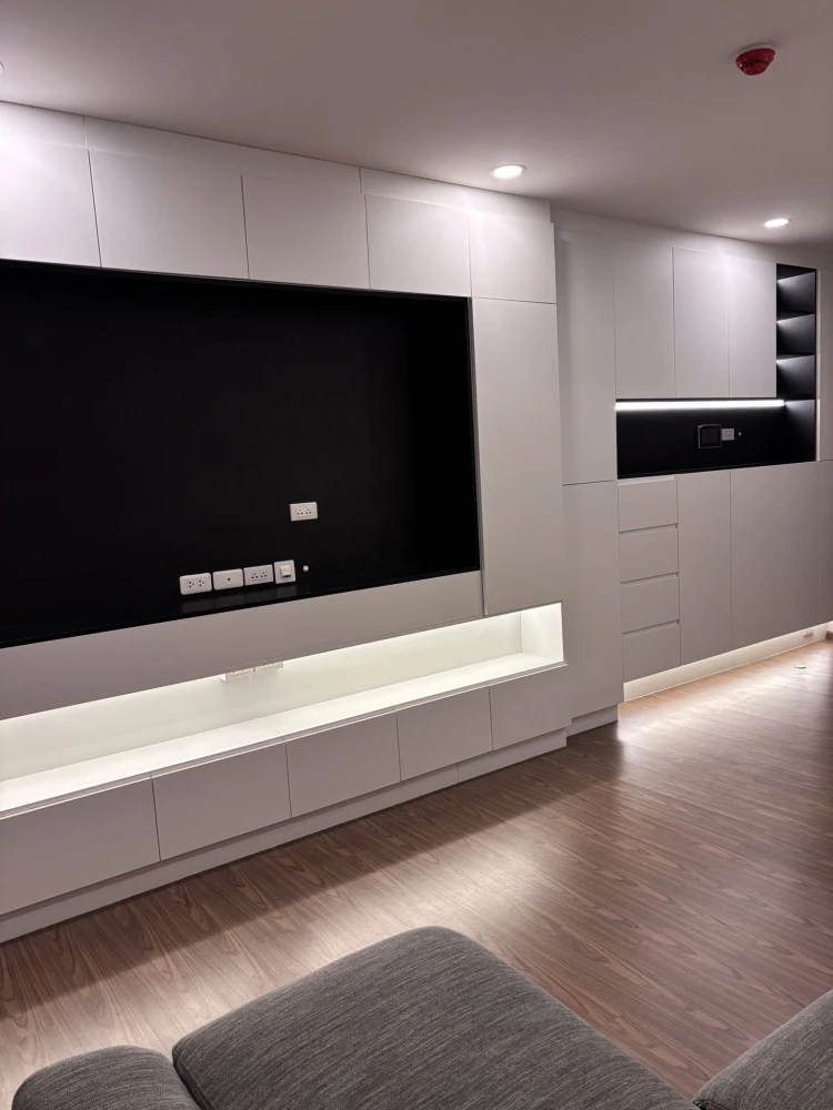 ให้เช่า  คอนโด อาร์ติซาน รัชดา ห้องสวยใหม่ไม่เคยปล่อยเลย พร้อมเข้าอยู่ พร้อมบิ้วอินอย่างดี