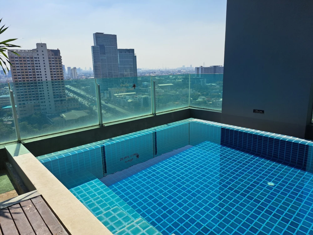 ให้เช่า!! คอนโด อินโทร พหลโยธิน-ประดิพัทธ์ ชั้น 29 เฟอร์นิเจอร์ครบครัน หิ้วกระเป๋าเข้าอยู่ได้ทันที จองเลย!!