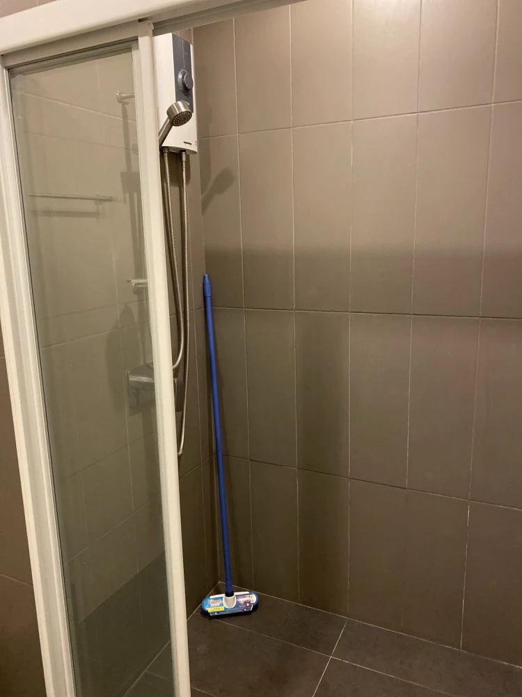 ให้เช่า คอนโด เซ็นทริค รัชดา-ห้วยขวาง วิวสระว่ายน้ำ ห้องมุม เฟอร์ครบ ห้องสวยมาก พร้อมอยู่สุดๆ