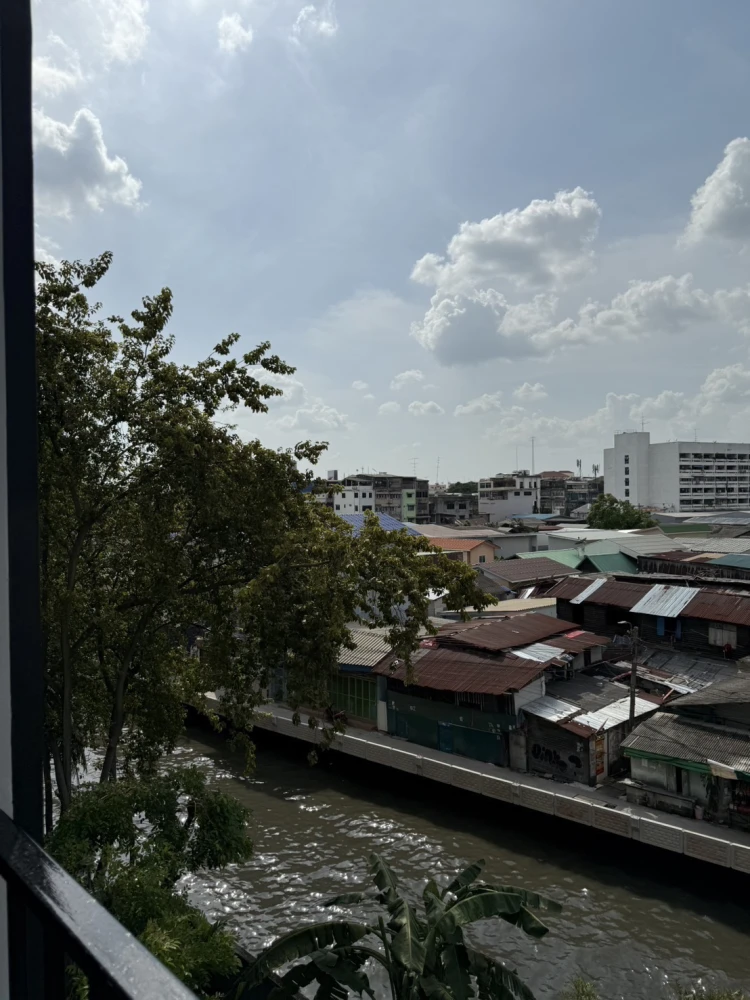 ให้เช่า!! คอนโด เดอะ รีเซิร์ฟ เกษมสันต์ 3 ชั้น 4 ตึก B เฟอร์นิเจอร์ครบ พร้อมเข้าอยู่ รีบจองเลย!!