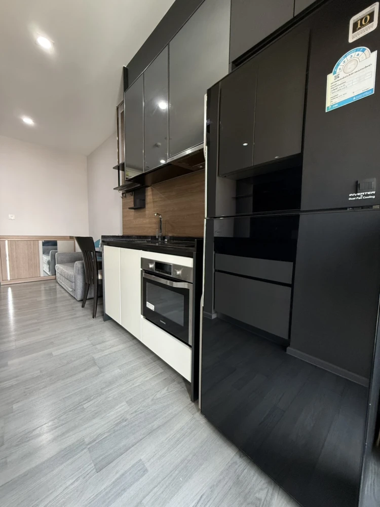 ให้เช่า คอนโด เดอะ รูม สาทร ถนนปั้น ทุกอย่างครบครัน เริศสุดๆ จองด่วนๆ ช้าอดนะจะบอกให้!!