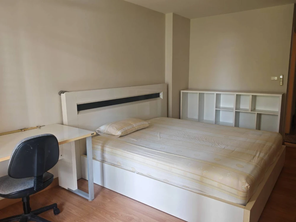 Condo for rent, The Link Sukhumvit 50. Ready to move in, fully furnished + appliances included. Spacious and comfortable room. Book now!