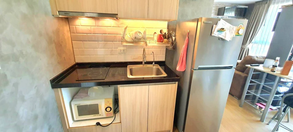 ให้เช่า คอนโด เดอะ ไลท์ นิวยอร์ค เฟอร์ครบ  พร้อมอยู่