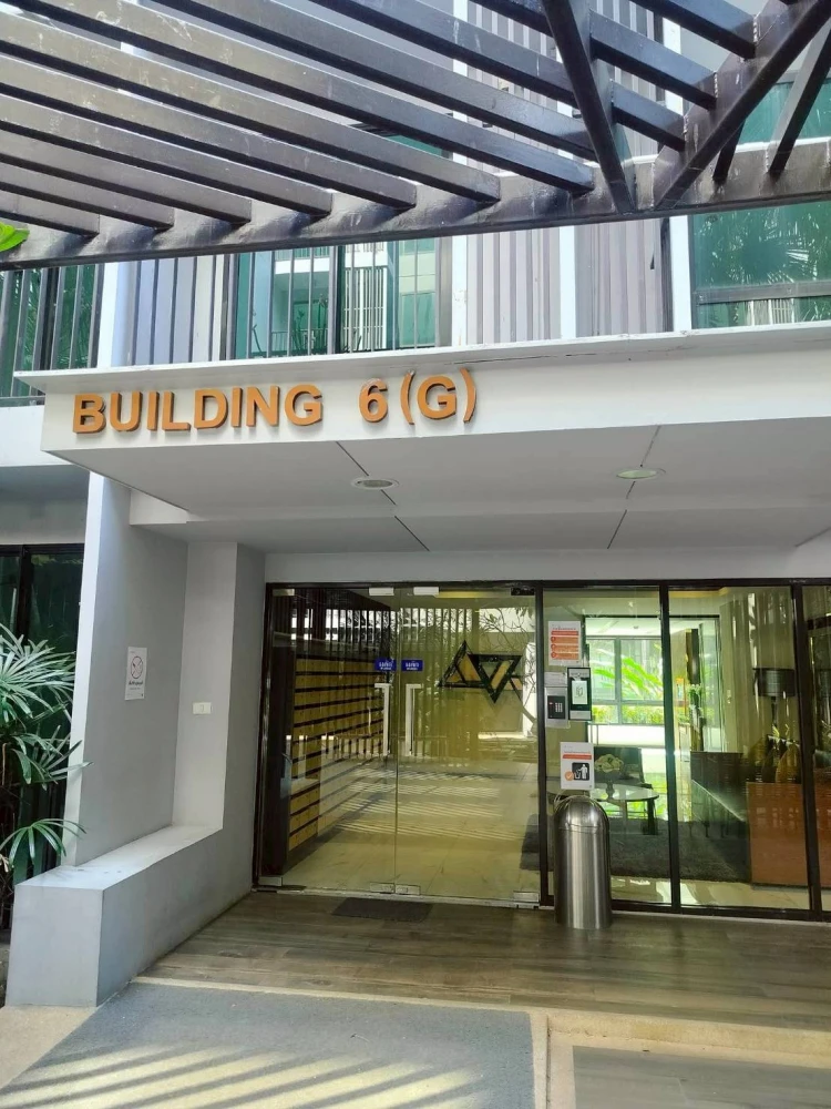 ให้เช่า!! คอนโด เมโทร ลักซ์ ริเวอร์ฟรอนท์ รัตนาธิเบศร์ ชั้น 1 เฟอร์นิเจอร์ครบ รีบจองเลย!!