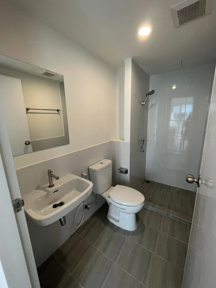 ให้เช่า คอนโด เสนาคิทท์ ฉลองกรุง-ลาดกระบัง ห้องกั้นแยกเป็นสัดส่วน มาพร้อมราคาสุดพิเศษ บอกเลยว่าห้ามพลาด