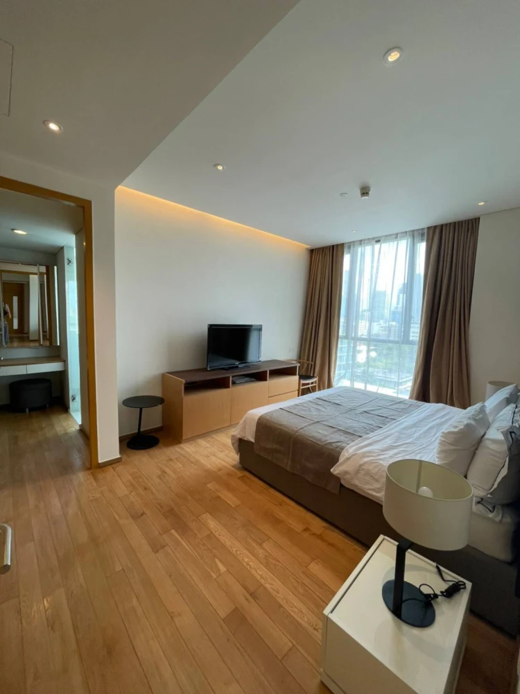 ให้เช่า!! คอนโด เอควา สุขุมวิท 49 ชั้น 10 ตึก 1 ห้องสวย กว้างขวาง พร้อมเข้าอยู่ ทำเลดี ห้ามพลาด!!