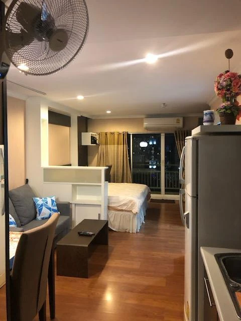 ให้เช่า คอนโด แกรนด์ พาร์ค วิว อโศก ห้องใหญ่ พื้นที่ใช้สอยคุ้ม ราคาดี รีบมาจองเลยจ้า อย่าพลาด