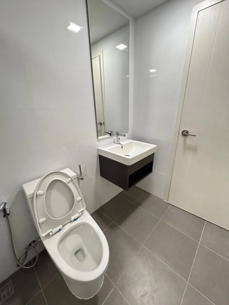 ให้เช่า คอนโด แอทโมซ คาแนล รังสิต ห้อง One Bedroom Exclusive ชั้น 2 วิวด้านนอก พร้อมเข้าอยู่ รีบย้าย