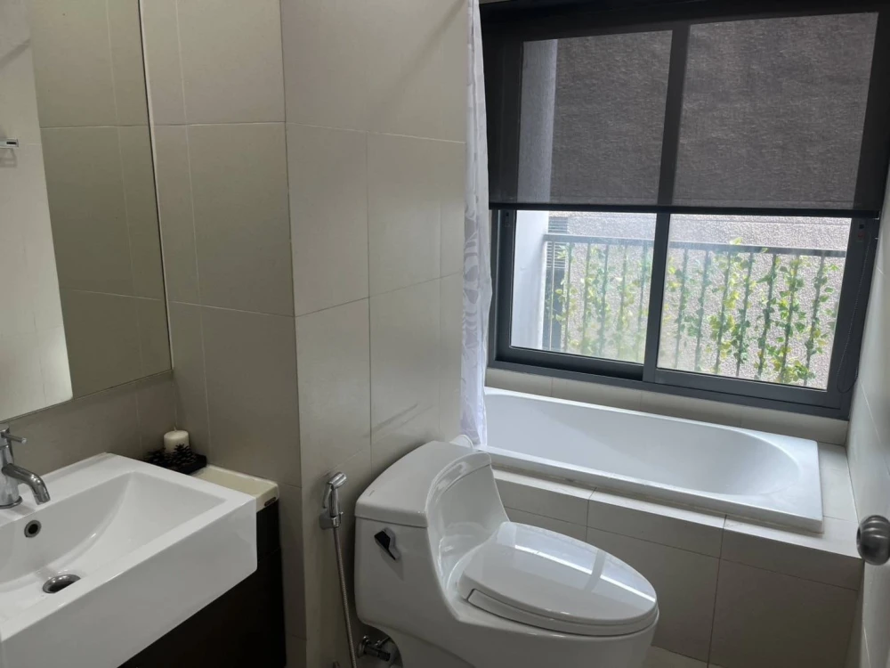 ให้เช่า!! คอนโด โนเบิล รีมิกซ์ สุขุมวิท 36 ชั้น 12A ห้องมุม ห้องสวย ทำเลดี เดินทางสะดวก ห้ามพลาด!!