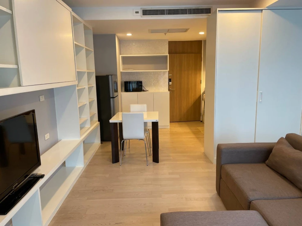 ให้เช่า คอนโด โนเบิล รีมิกซ์ สุขุมวิท 36 ทำเลดี ใกล้รถไฟฟ้า ส่วนกลางครบครัน พร้อมเข้าอยู่ อย่ารีรอ