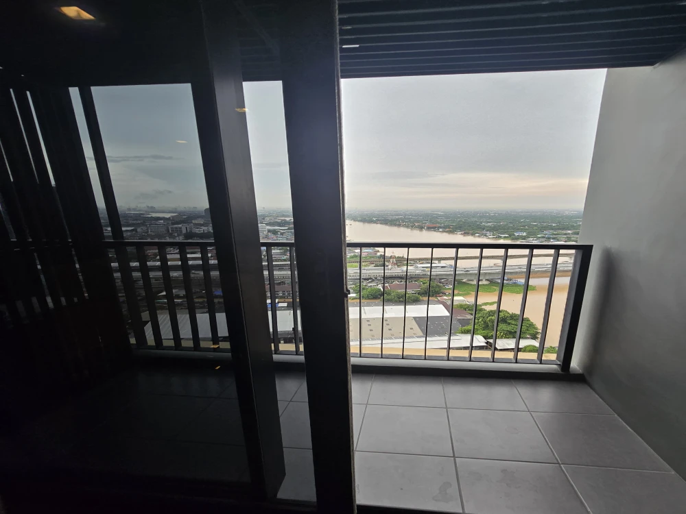 ให้เช่า คอนโด โพลิแทน รีฟ ห้องชั้นสูง มาพร้อมกับสิ่งอำนวยความสะดวกที่ครบครัน วิวแม่น้ำ หิ้วกระเป๋าใบเดียวอยู่ได้เลย รีบจองก่อนพลาด!!