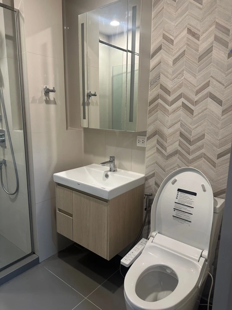 ให้เช่า!! คอนโด โอกะ เฮ้าส์ สุขุมวิท 36 ชั้น 17 ห้องน่าอยู่ ขนาดกำลังดี ห้ามพลาด จองเลย!!