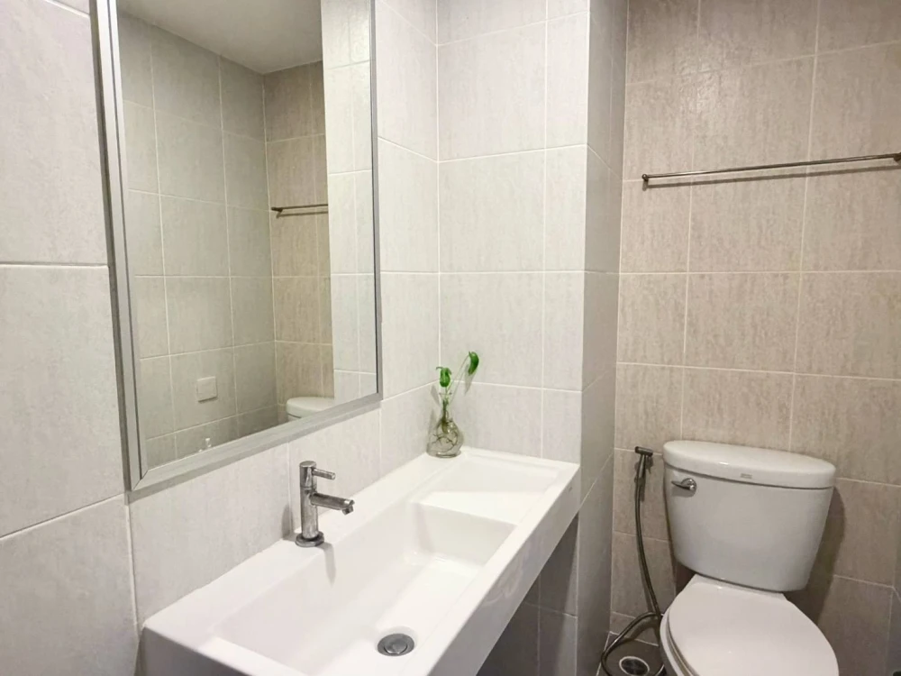 ให้เช่า คอนโด ไนท์บริดจ์ พหลโยธิน - อินเตอร์เชนจ์  ห้องพร้อมอยู่ เฟอร์ครบ + เครื่องใช้ไฟฟ้าพร้อม จองเลย