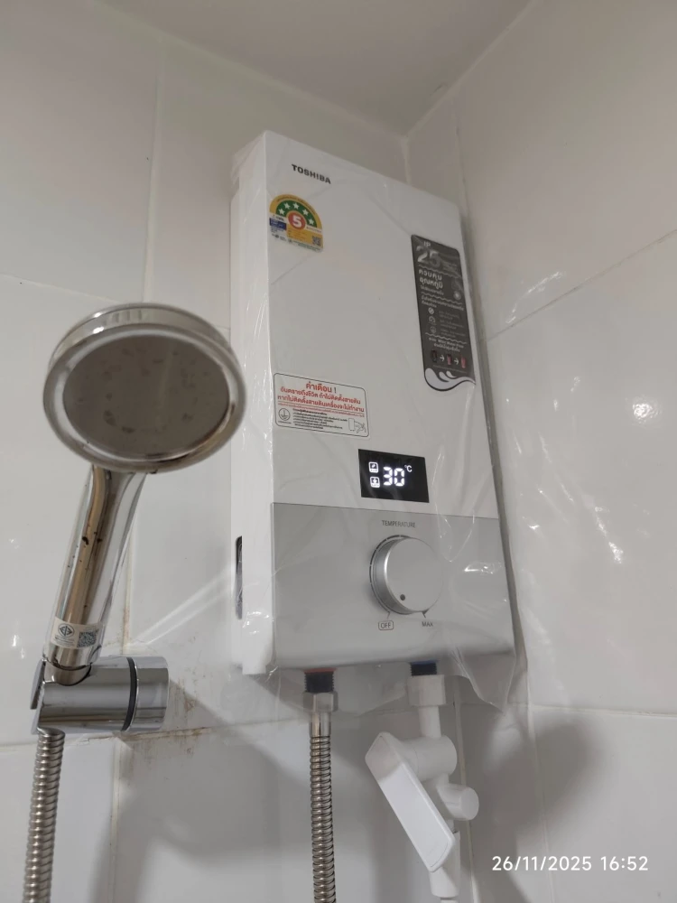 ให้เช่า คอนโด ไมอามี่บางปู  ห้องพร้อมอยู่ เฟอร์พร้อม ราคาสบายกระเป๋า จองเลย