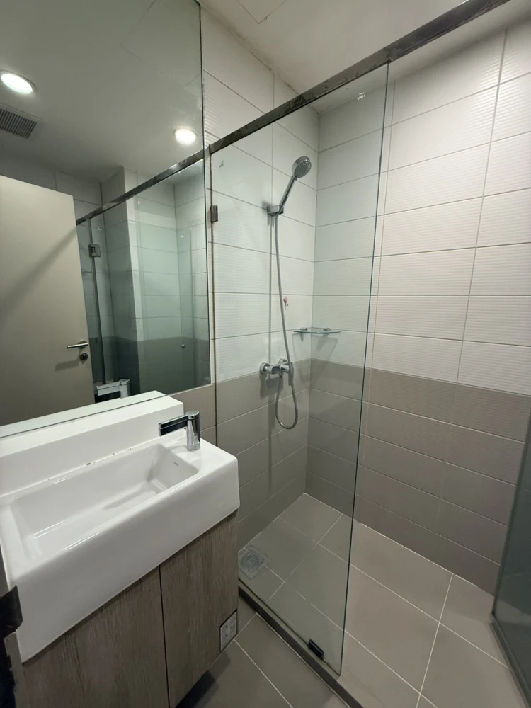 ให้เช่า คอนโด ไอดีโอ คิว จุฬา-สามย่าน วิวสวน ประตูระเบียง Double door ห้องสวย