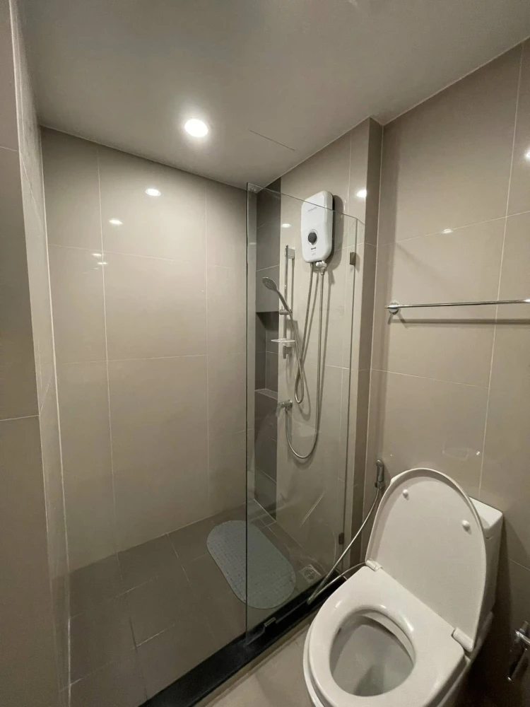 ให้เช่า คอนโด ไอดีโอ จรัญฯ 70 - ริเวอร์วิว ห้องน่าอยู่ เฟอร ์เครื่องใช้ไฟฟ้าครบครัน รีบมาจองเลยจ้า