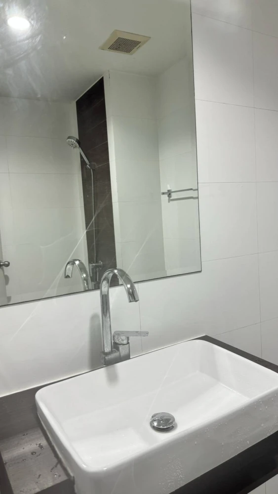 ให้เช่า คอนโด A Space ME Sukumvit 77   ห้องมุม กว้างขวาง ระเบียงวิวสระ รีบมาจับจองก่อนพลาด