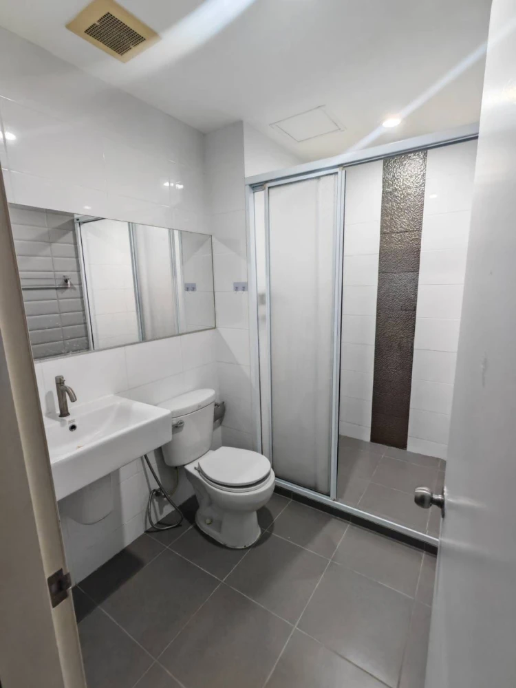 ให้เช่า คอนโด Aspire Sukhumvit 48 ห้องพร้อมอยู่ เฟอร์ เครื่องใช้ไฟฟ้าครบ มาแต่ตัวเข้าอยู่ได้เลย