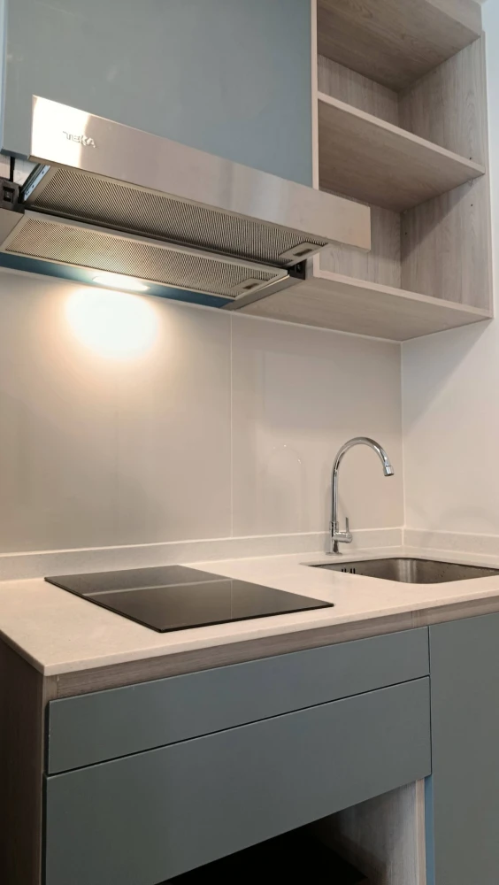 ให้เช่า คอนโด Atmoz kanaal rangsit ห้องพร้อมอยู่ เฟอร์ เครื่องใช้ไฟฟ้าครบ มาแต่ตัวเข้าอยู่ได้เลย มาจองด่วนๆ