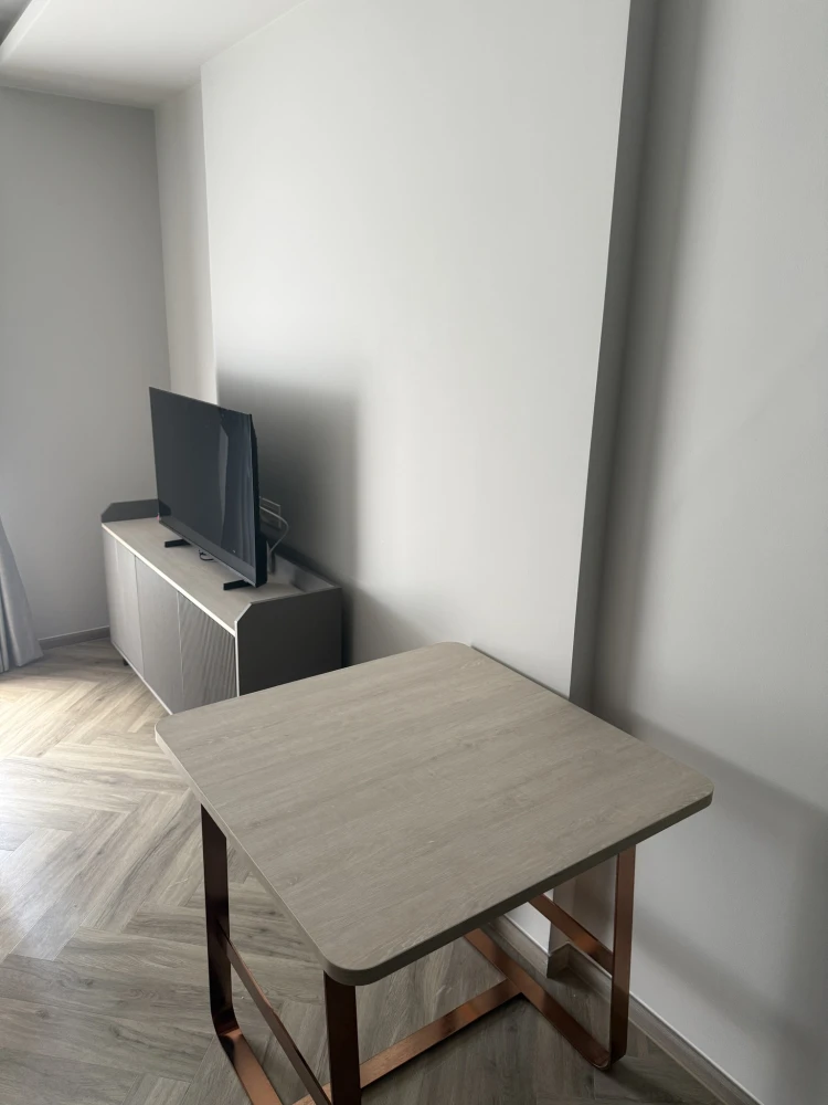 ให้เช่า คอนโด Chapter Thonglor 25 ห้องพร้อมอยู่ เฟอร ์เครื่องใช้ไฟฟ้าครบ มาแต่ตัวเข้าอยู่ได้เลย คุณต้องห้ามพลาด