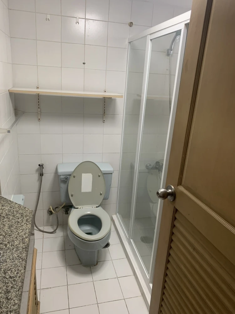 ให้เช่า คอนโด Flora Ville ห้องกว้างขวาง พื้นที่ใช้สอยจุใจ เฟอณ ์เครื่องใช้ไฟฟ้าครบ รีบมาจองได้แล้ววันนี้ อย่าช้า