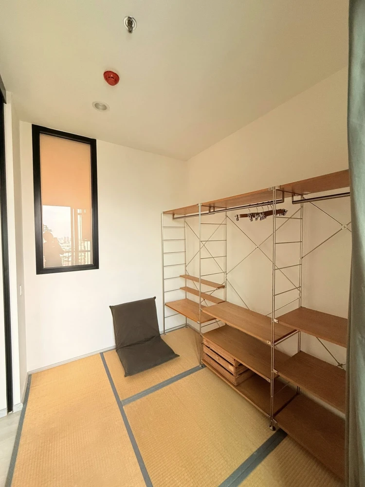 ให้เช่า คอนโด Life asoke 1 bedroom Plus ชั้น 37 วิวสนามฟุตบอล วิวเมือง สะดวกครบจบที่นี่ รีบย้ายด่วนๆ