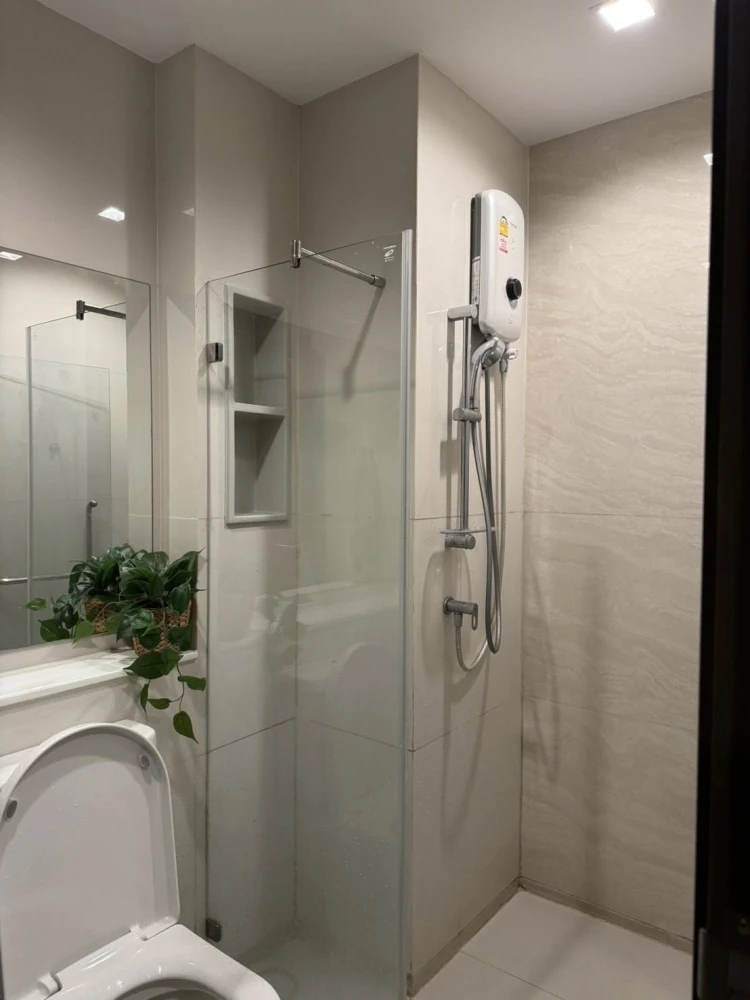 ให้เช่า คอนโด life ladprao valley ห้องพร้อมอยู่ เฟอร์ เครื่องใช้ไฟฟ้าครบ มาอต่ตัวเข้าอยู่ได้เลย อย่าพลาด