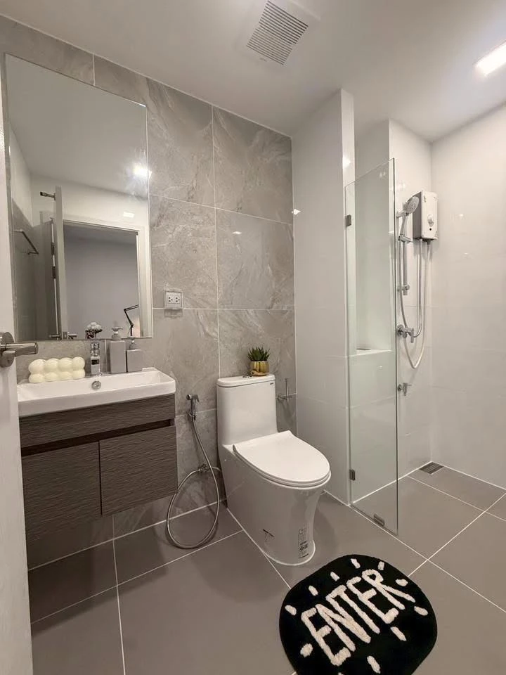 ให้เช่า คอนโด Modiz Rhyme Ramkhamhaeng ห้องพร้อมอยู่ เฟอร ์เครื่องใช้ไฟฟ้าครบ มาจองเลย อย่าพลาดเด็ดขาด