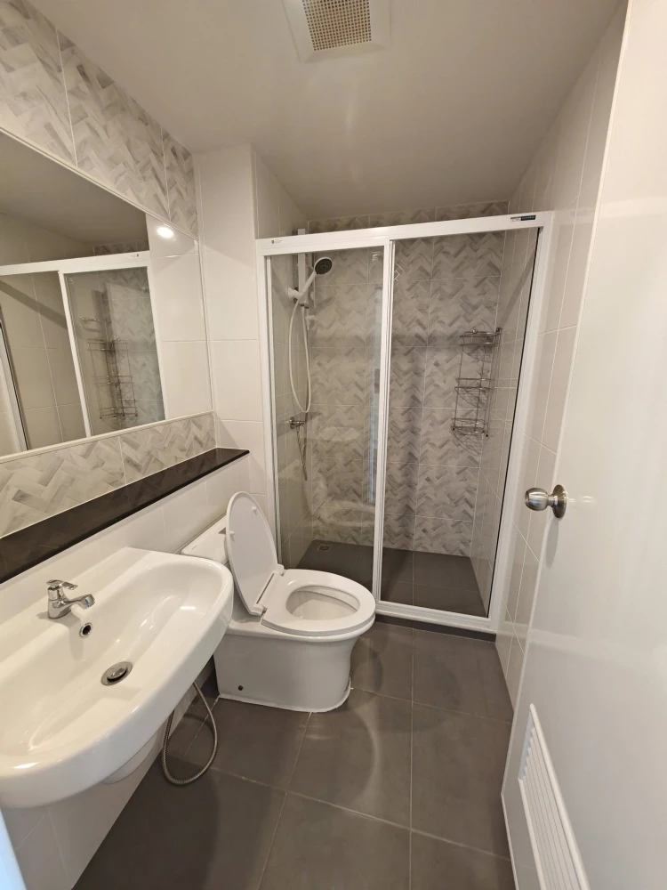 ให้เช่า คอนโด Regent Home บางนา Built-in จัดเต็ม เฟอนิเจอร์ & เครื่องใช้ไฟฟ้าครบ  ชั้น 20 วิวบางกระเจ้าเต็มตา จองเลย