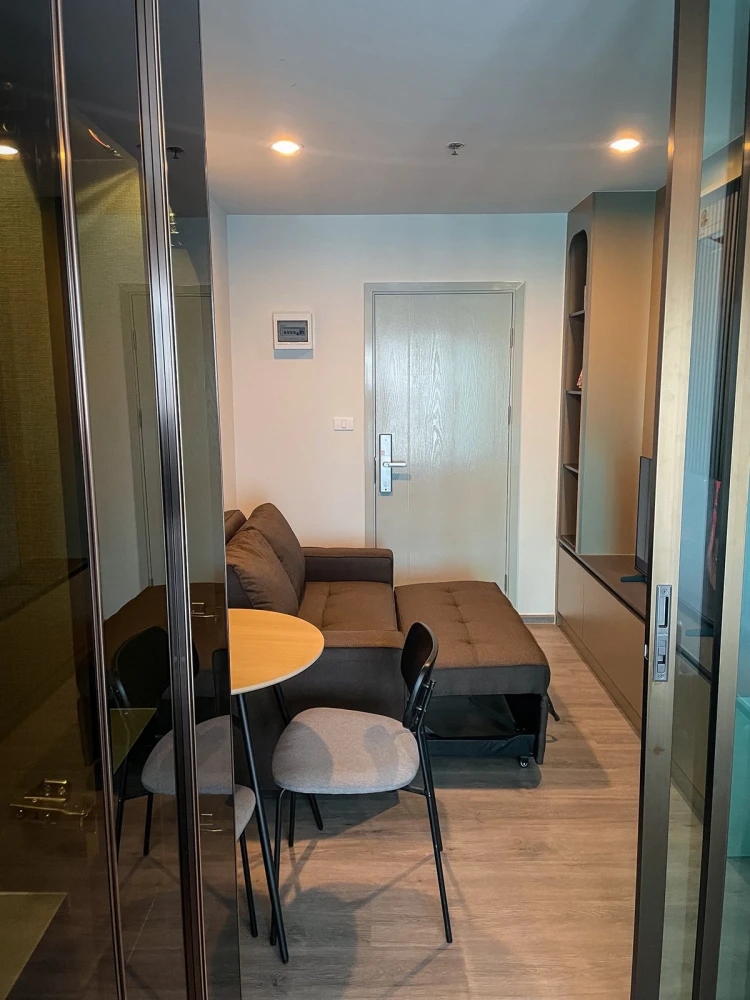 ให้เช่า คอนโด Regent Home วุฒากาศ ห้องกั้นอยกเป็นสัดส่วน แบ่งโซนลงตัว รีบมาจองก่อนพลาดโอกาส