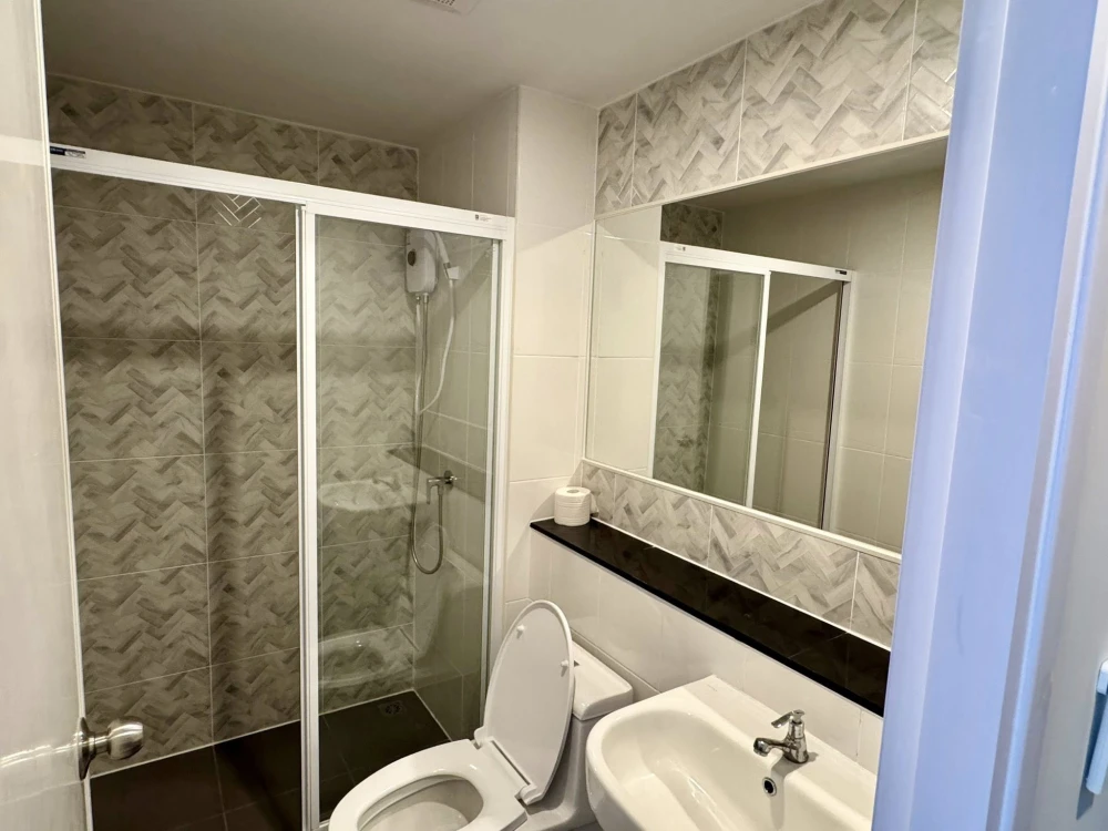 ให้เช่า คอนโด Regent Home Bangna  ห้องพร้อมอยู่ เฟอร์ครบ หิ้วกระเป๋าใบเดียวมาได้เลย+++