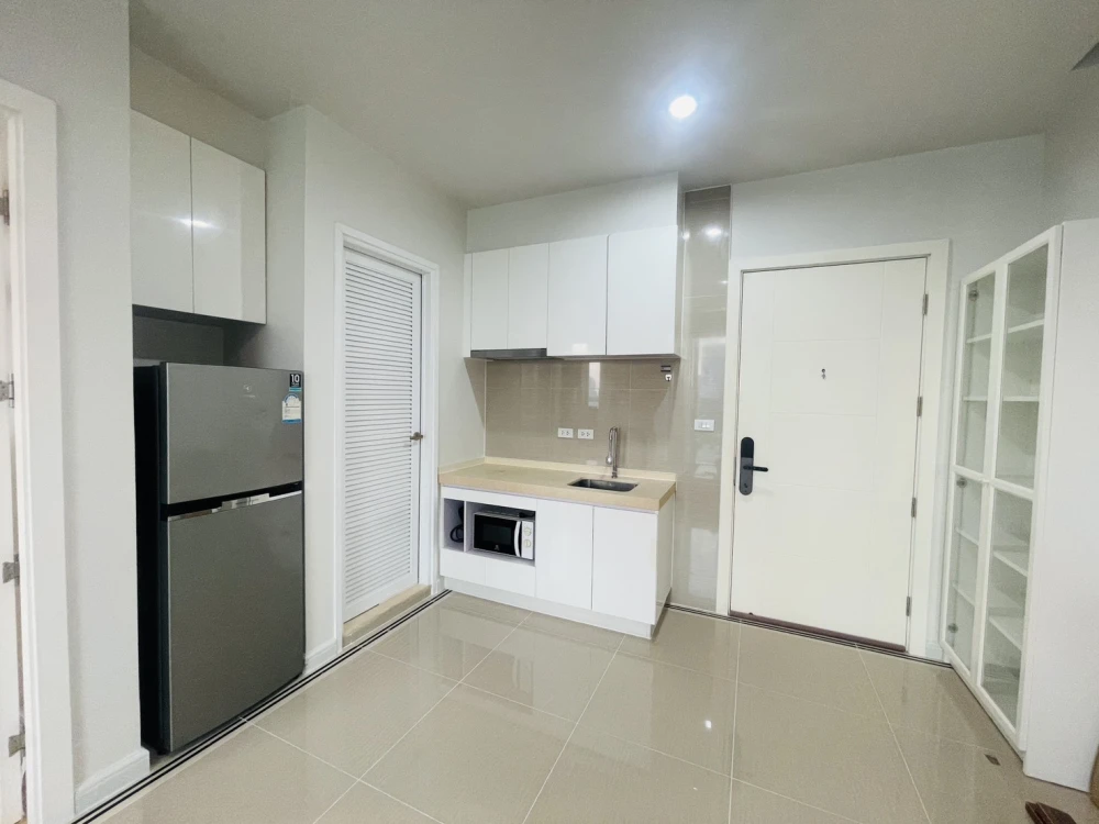 ให้เช่า คอนโด TC Green 1 ห้องนอน 1 ห้องน้ำ ตึก D ชั้น 21 ห้องมุม เฟอร์ครบ จองเลยจ้าาา