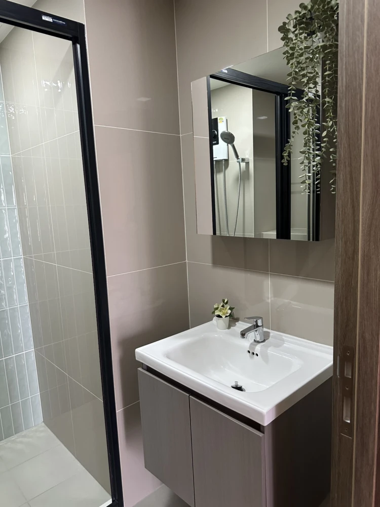 ให้เช่า คอนโด The Muve Pradipat ห้องพร้อมอยู่ ครบจบที่เดียว มาแต่ตัวเข้าอยู่ได้เลย คุณต้องไม่พลาด