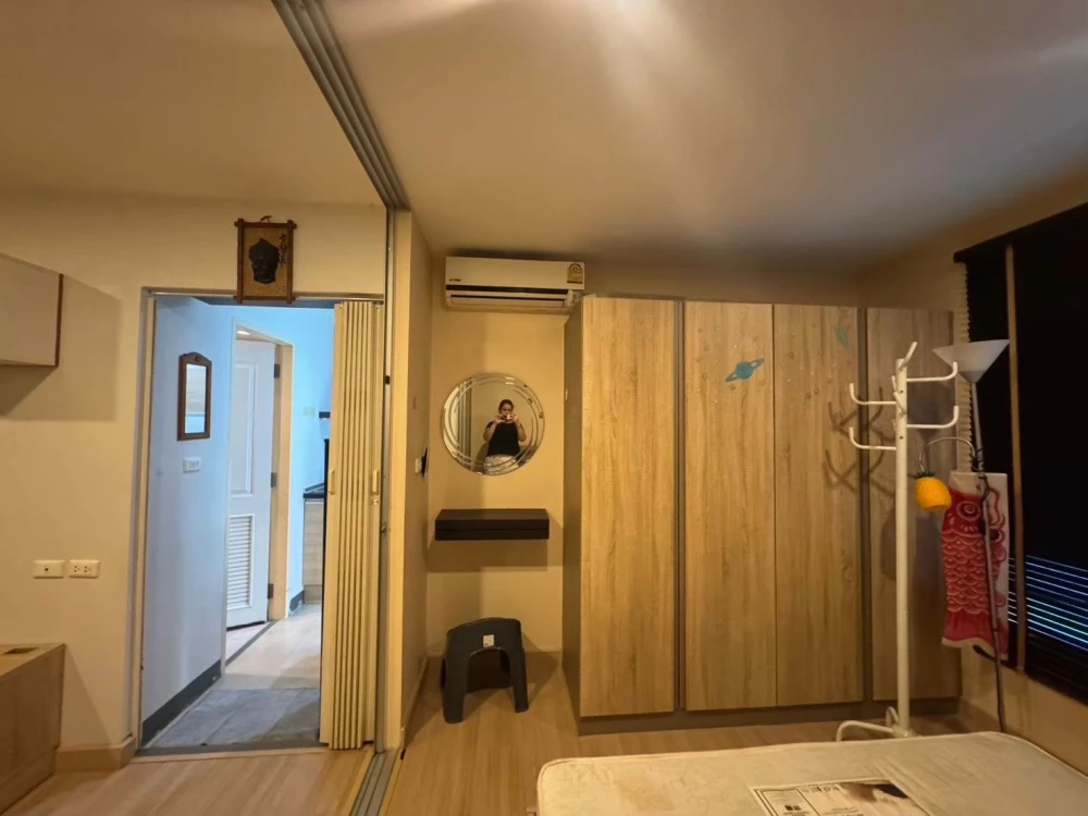 ให้เช่า คอนโด The Niche ID Seri Thai ห้องพร้อมอยู่ เฟอร์ เครื่องใช้ไฟฟ้าครบ มาแต่ตัวเข้าอยู่ได้เลย อย่าพลาด