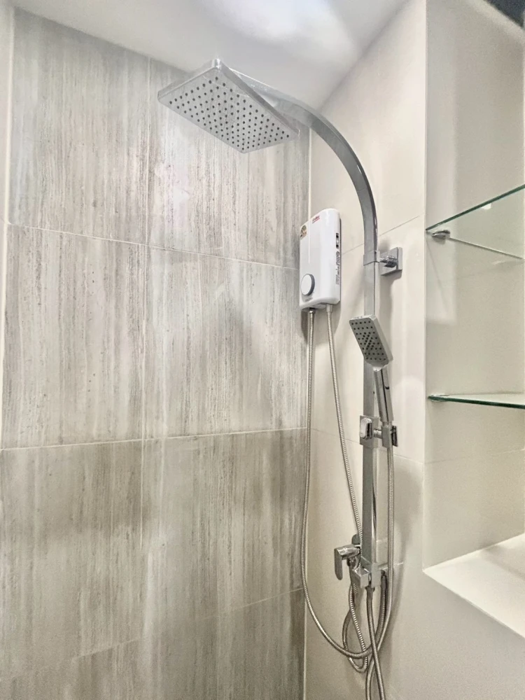 ให้เช่า คอนโด The rich พระราม 9  ห้องสวย สะอาด น่าอยู่