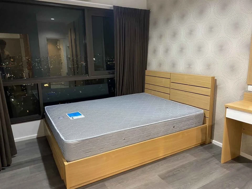 ให้เช่า คอนโด: The Stage Taopun Interchange ห้องน่าอยู่ ติอวอลเปเปอร์อย่างดี ราคาคุ้ม จองลย อย่าพลาด