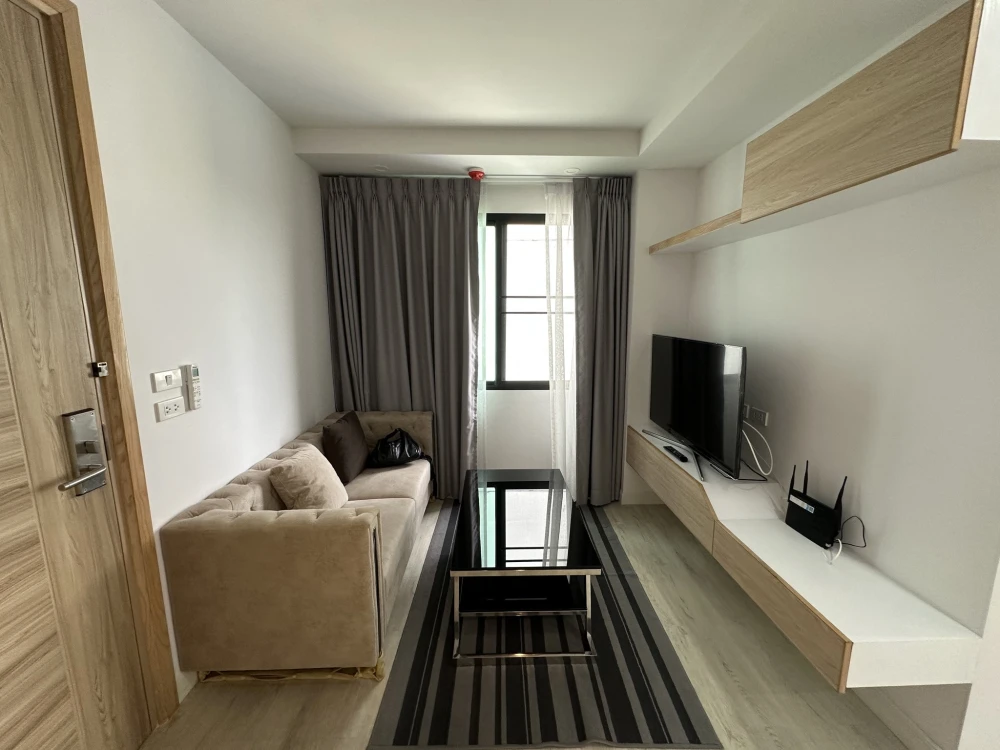 ให้เช่า คอนโด V CONDO ศาลายา  ห้องพร้อมอยู่ เฟอร์ครบ เครื่องใช้ไฟฟ้าพร้อม จองเลย!!