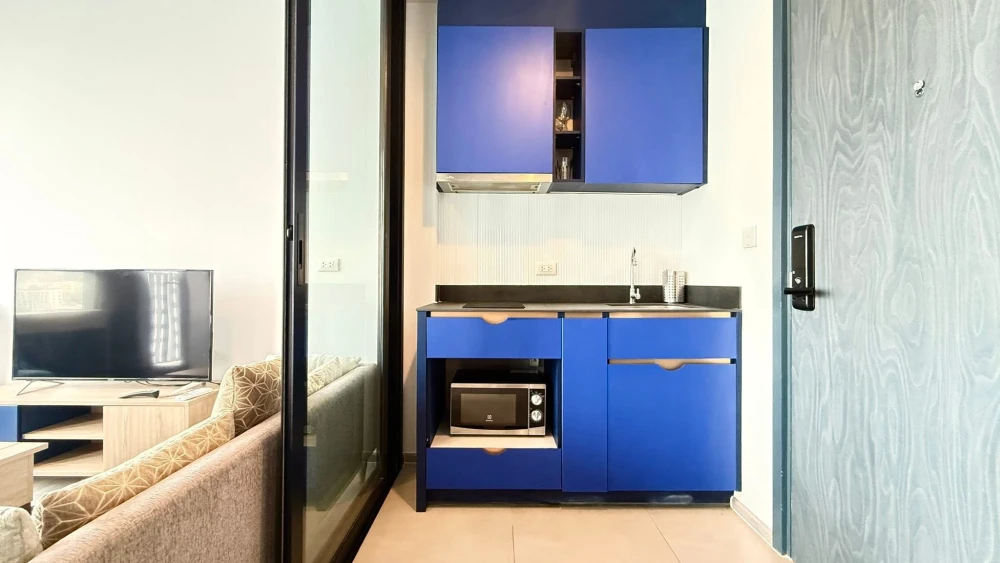 ให้เช่า คอนโด XT Ekkamai ห้องพร้อมอยู่ เฟอร์ เครื่องใช้ไฟฟ้าครบ มาแต่ตัวเข้าอยู่ได้เลย คุณต้องไม่พลาด