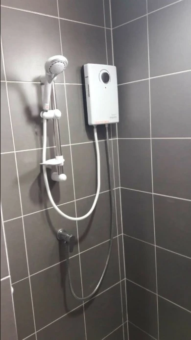 ให้เช่า จี คอนโด ศรีราชา ห้องริมหันหน้าทางรถไฟ ในราคาเบาสบายกระเป๋าสุดๆ บอกเลยว่าต้องจอง