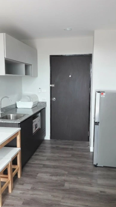 ให้เช่า จี คอนโด ศรีราชา ห้องริมหันหน้าทางรถไฟ ในราคาเบาสบายกระเป๋าสุดๆ บอกเลยว่าต้องจอง